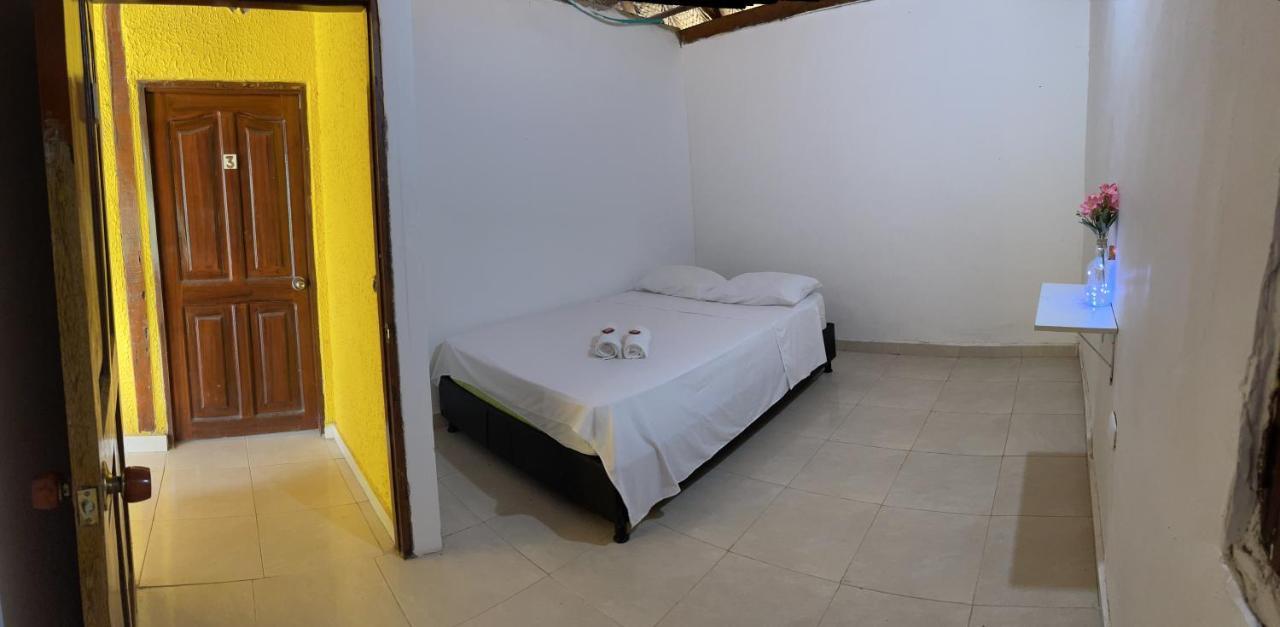 Ecohostal Palmares Del Rio Guachaca Buitenkant foto